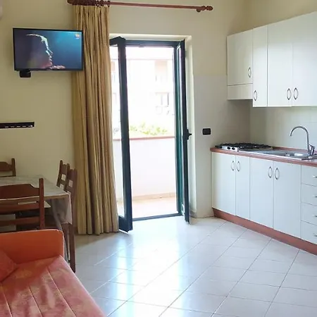 Domus-Hotel Resort *