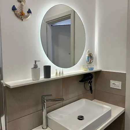 Apartment H2o *